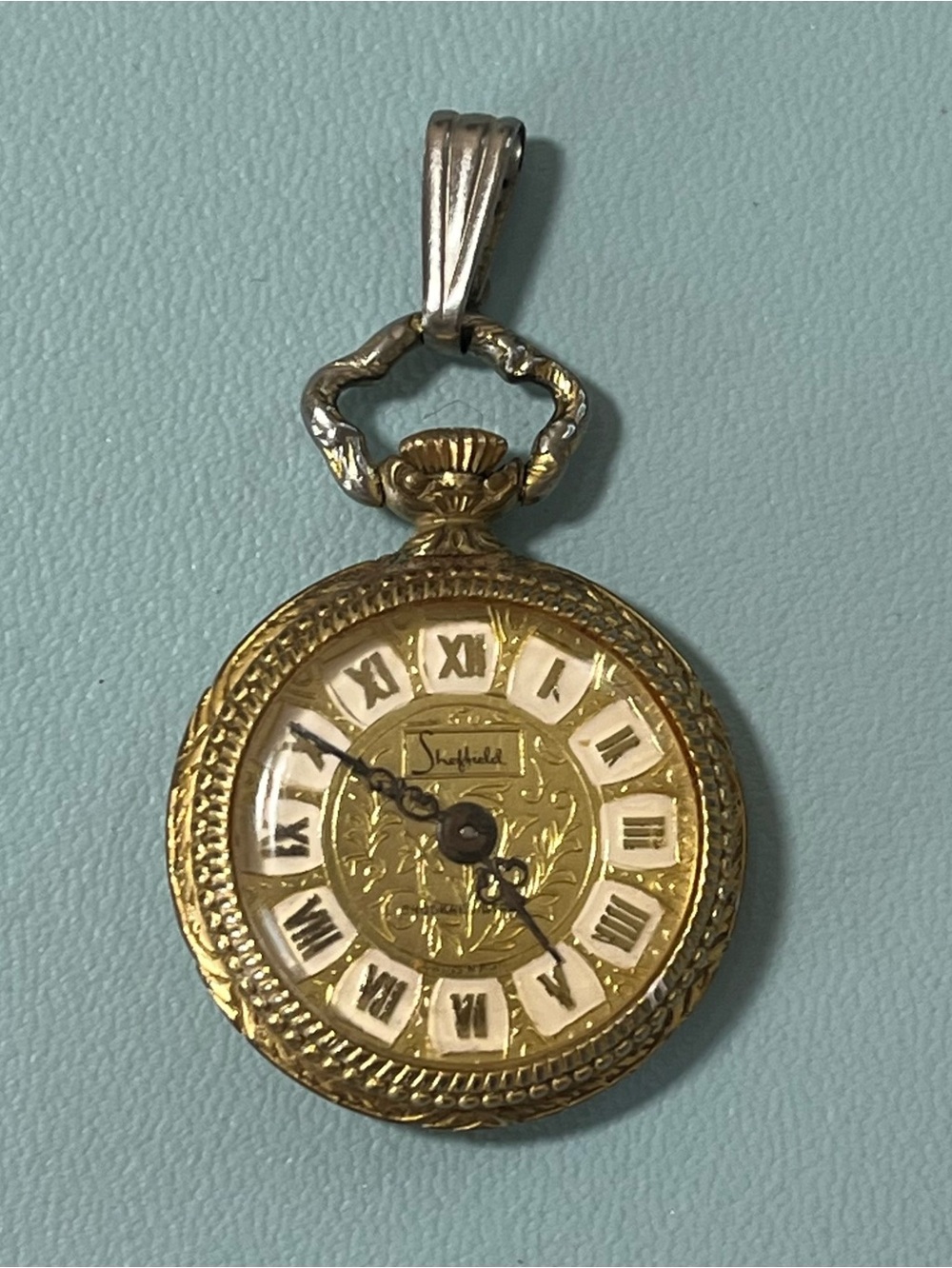 Vintage Sheffield Swiss Made Gold Tone Silver Pocket Watch - Manual Wind